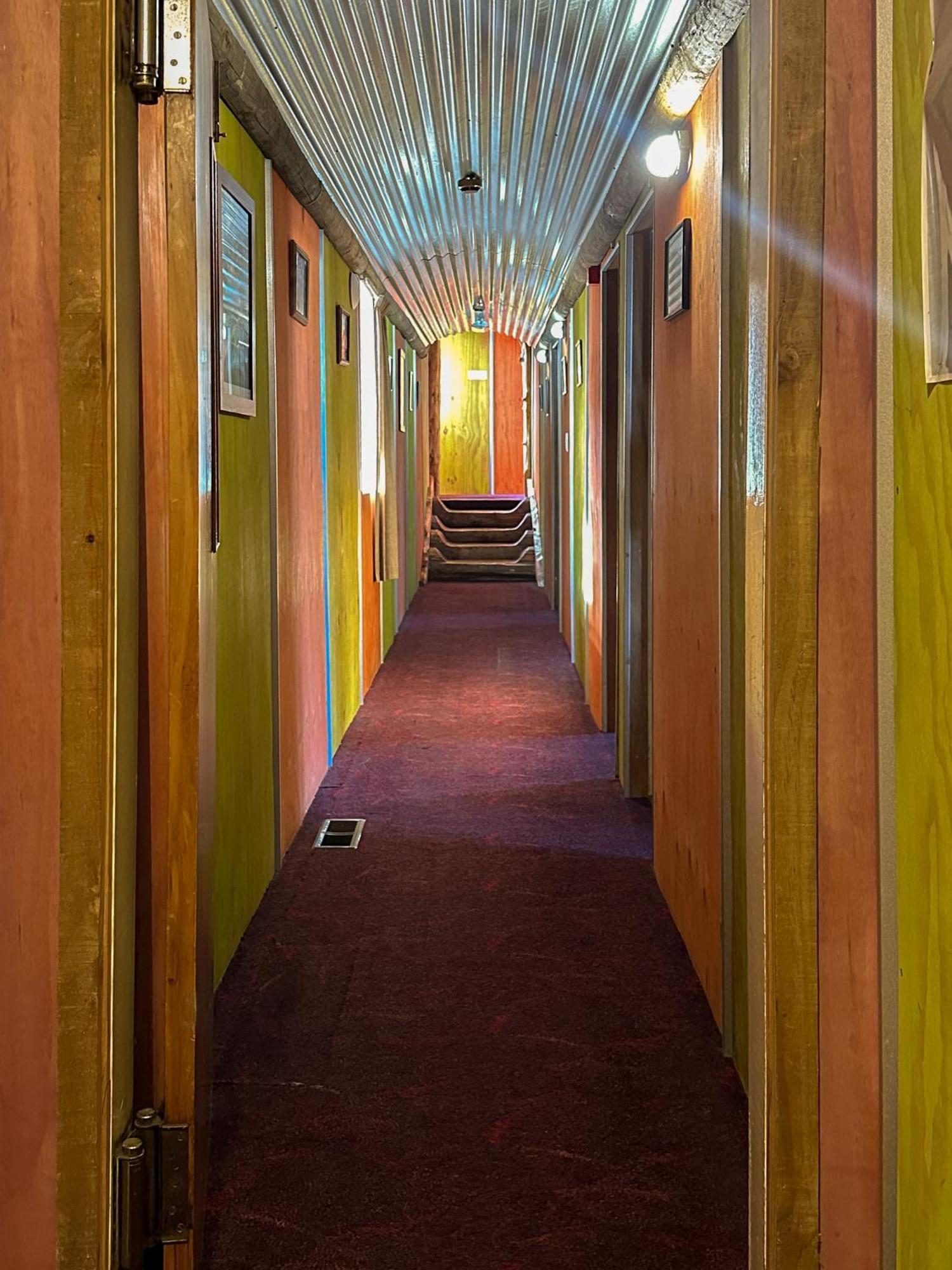 The Crossing Lodge & Backpackers Erua Exteriör bild